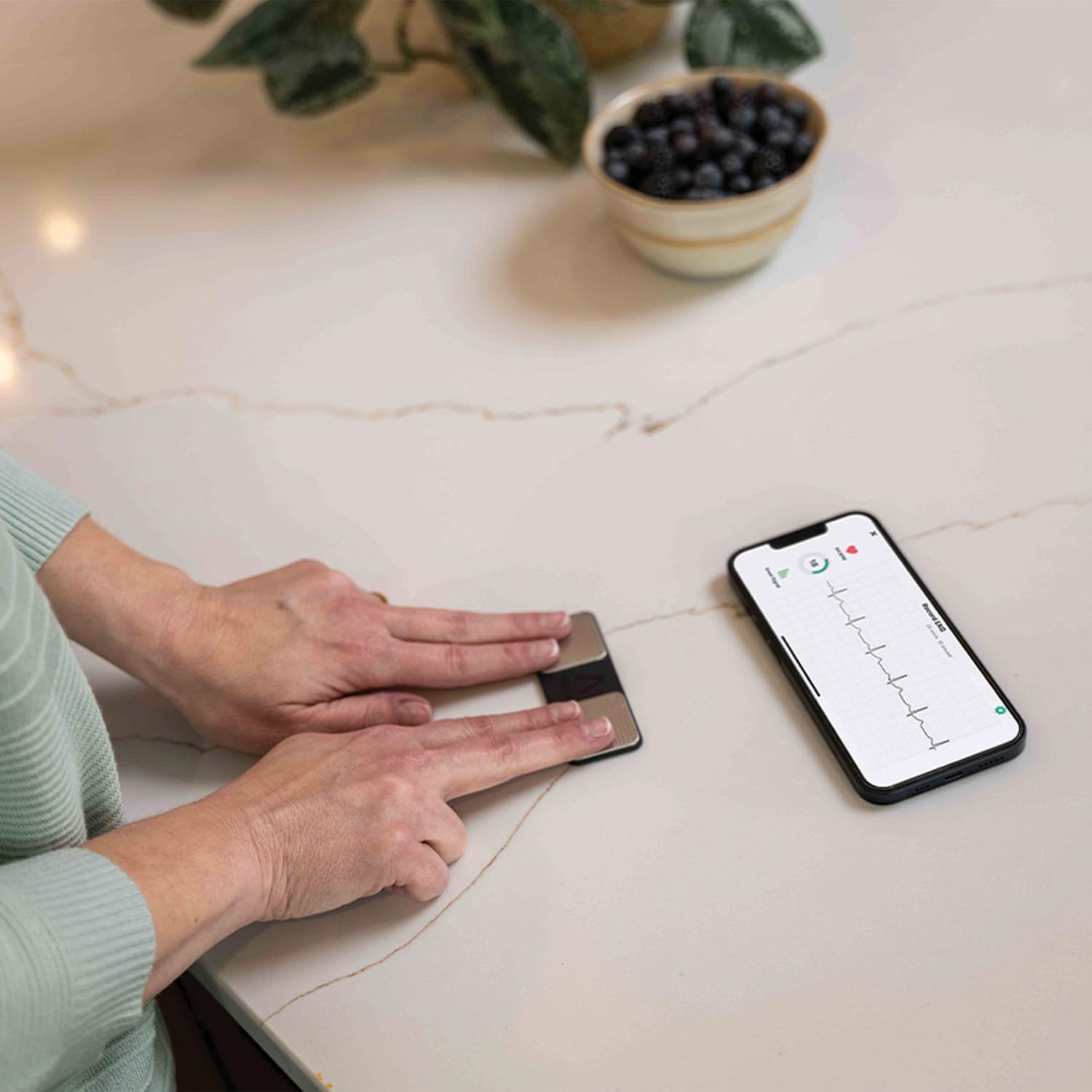 Instant EKG Monitor: Detects AFib, Arrhythmias at Home Fast!